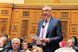 O. Cigolotti, expert en conflits militaires, est l'un des deux sénateurs de la Haute-Loire