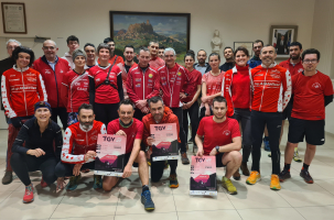 Les membres de l’association Velay Athlétisme  prépare le TGV
