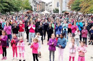 La première édition de la course des poulettes à Yssingeaux.