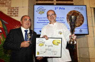 Frédéric Alvergnas fait les meilleures galettes aux amandes de France