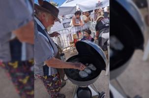 Mike Rich, cuisinier américain qui réside à Fay-sur-Lignon