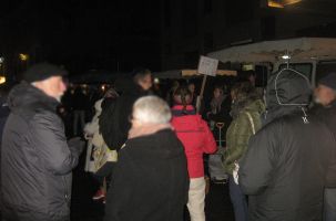 Manifestation à Brioude contre la loi Immigration