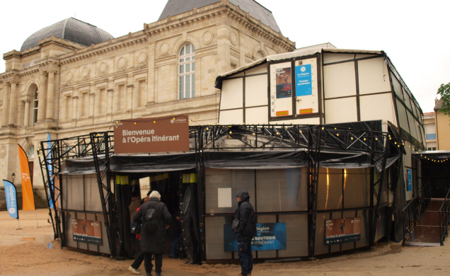 Camion opéra au jardin Henri Vinay