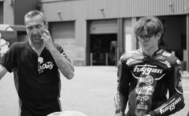 Pierre Lemos et son fils Ethan, un regard, une passion et un rêve en commun. 