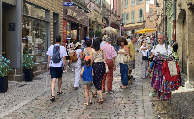 Des touristes au rendez-vous, mais qui consomment différemment