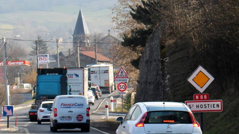 La route entre St-Hostien/Le Pertuis perturbée pendant trois jours.