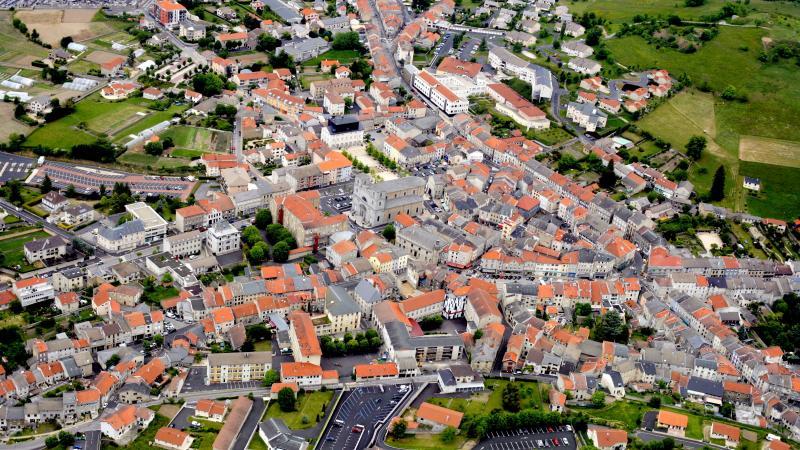 La commune d'Yssingeaux vue de haut.