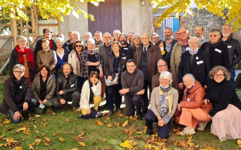 Plusieurs représentants des sites dédiés à Saint Michel en Europe.
