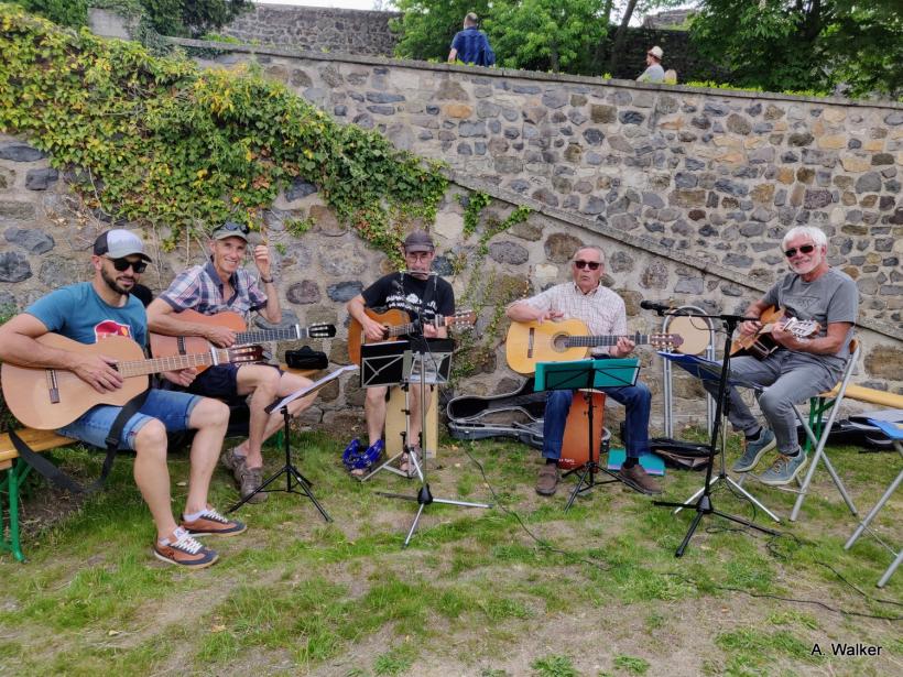 La compagnie Gratouille à la Fête de la Nature 2022 à Vals-près-Le-Puy.