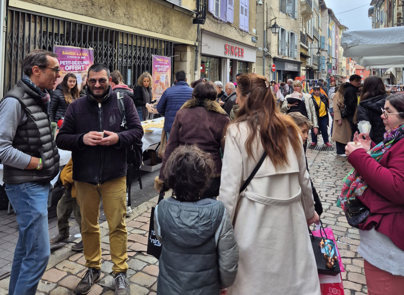 Locaux, familles et touristes ont foulé les pavés tout le week-end