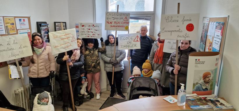 Les parents d'élèves, enseignants et élus se mobilisent contre la nouvelle carte scolaire