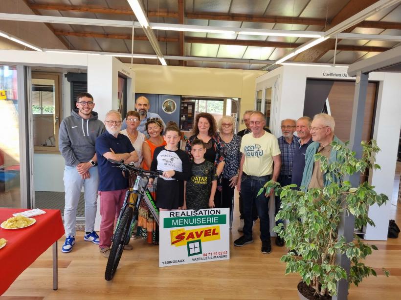 Ce mardi 20 juin, lors de la remise des lots dans les locaux de la Menuiserie SAVEL