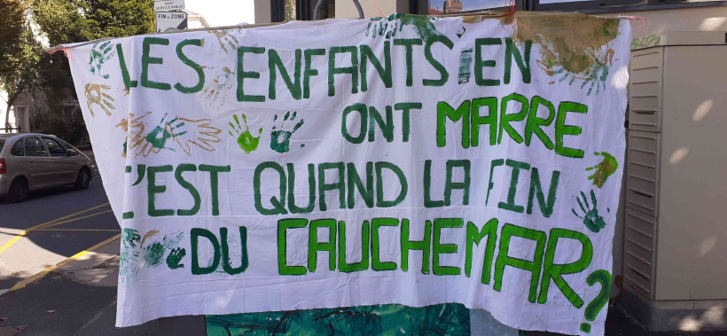 Banderole des manifestants