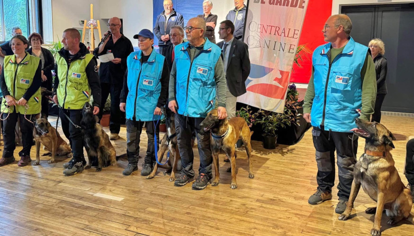 David et Christelle adhérents du club canin des sucs au championnat de France de sauvetage