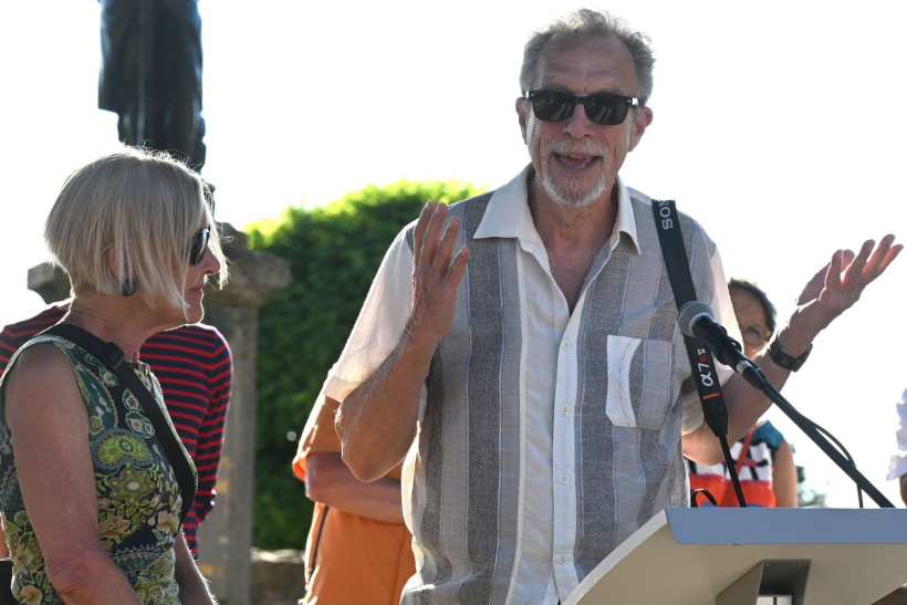 Lucian Perkins expose au jardin botanique du Mazet-Saint-Voy