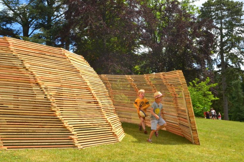 L'artiste Jérôme Leyre a proposé un Land Art collectif.