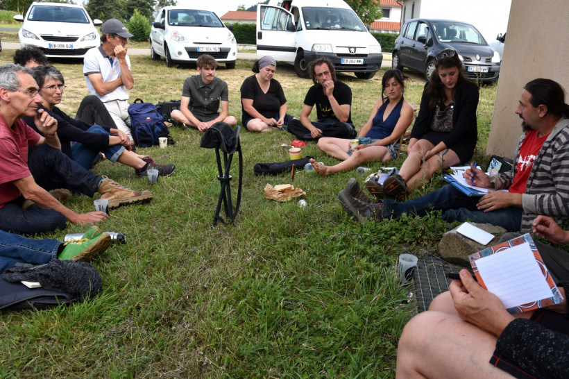 Le collectif la Lutte des Sucs s'est réuni le 22 août pour s'organiser.