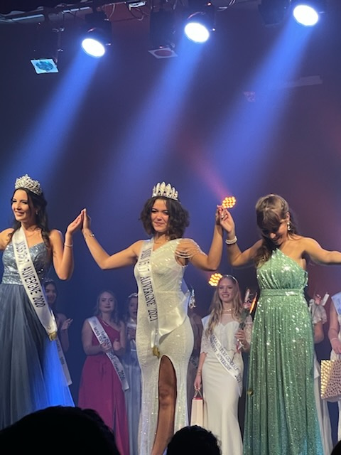 Amalia Lopes remporte le titre de Miss Auvergne 15 – 17 ans 2021.