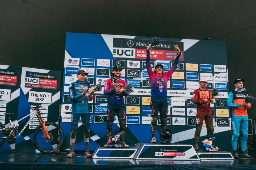 Amaury Pierron reste en pole position de la coupe du monde de VTT de descente.