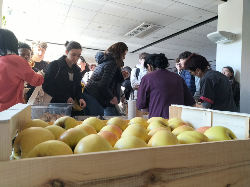 Petit déjeuner bio et local au lycée Simone Weil