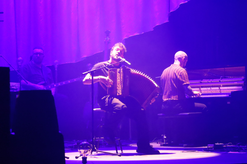 Claudio Capéo et son accordéon