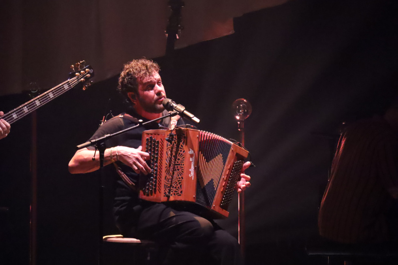 Claudio Capéo et son accordéon