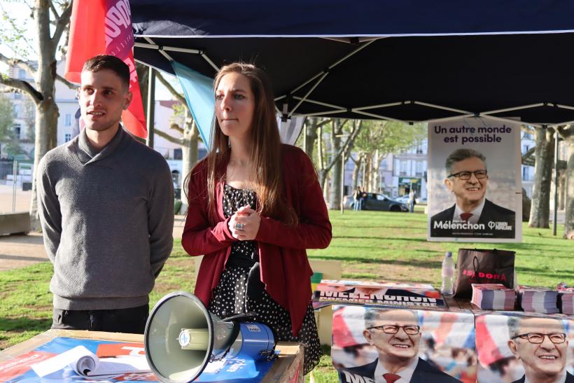 Azelma Sigaux et Jullian Carrié, candidats NUPES aux législatives circo 2 Haute-Loire