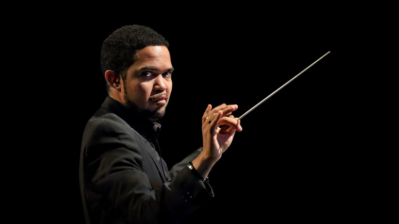 Martial Mathieu-Kaya, chef d'Orchestre de l'Harmonie de Brioude.