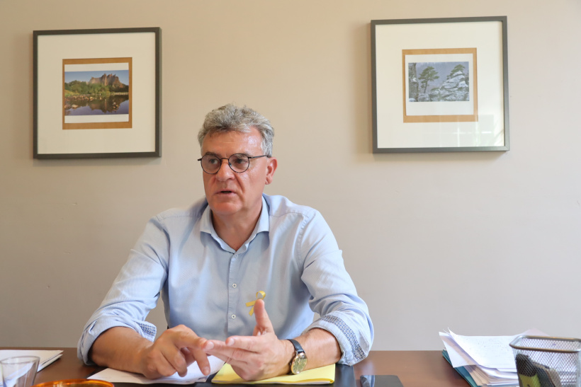 Le député Jean-Pierre Vigier à l'assemblée nationale. 