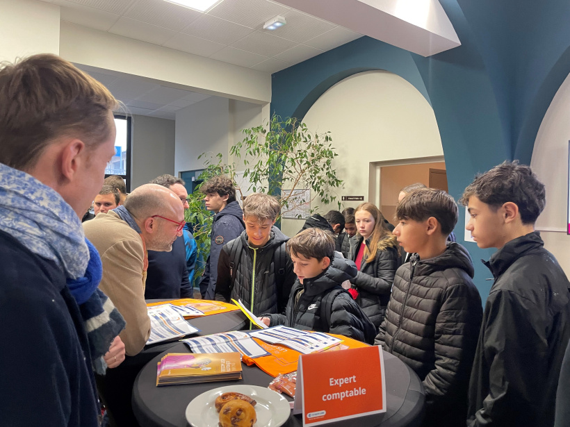 Ce jeudi 9 novembre, une centaine de jeunes ont été présents pour La Nuit de l'orientation