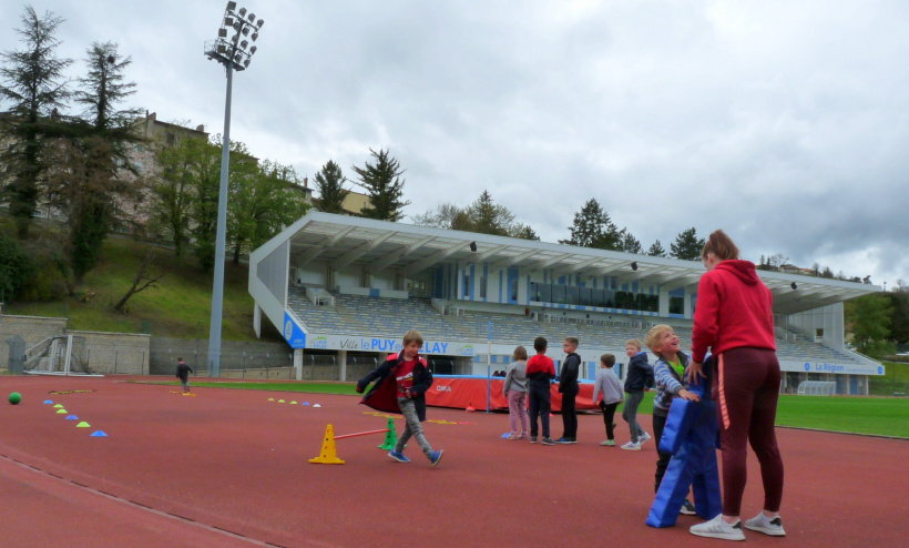 Les Arts martiaux Le Puy proposent des cours multisports en extérieur.