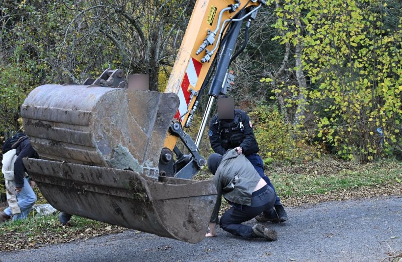 Les autorités policières sont présentes sur les lieux afin de superviser la manifestation.