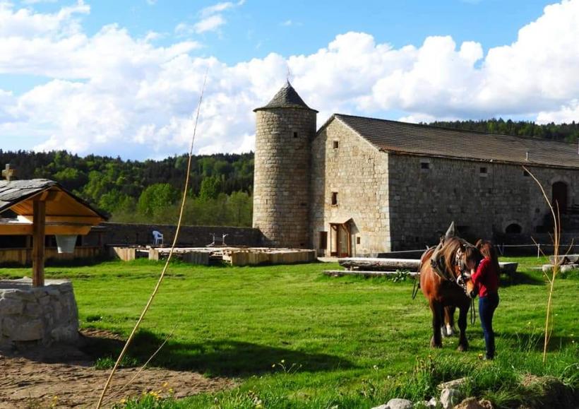 Le château du Mazel à Tence.