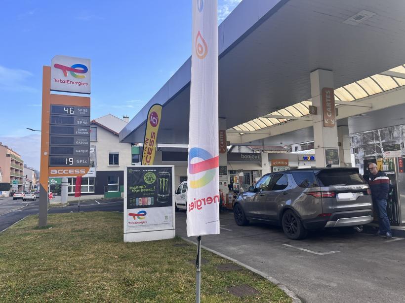 station essence carburant total