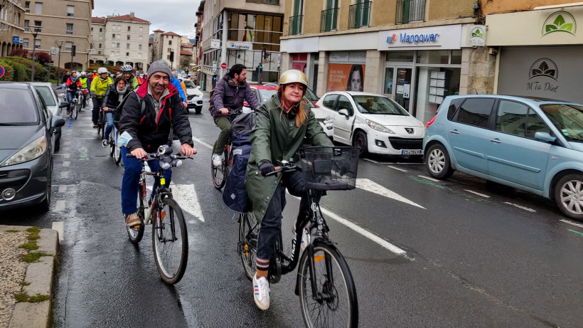 La Vélurotion de la Puycyclette a réuni plus de 50 cyclistes samedi 4 décembre.