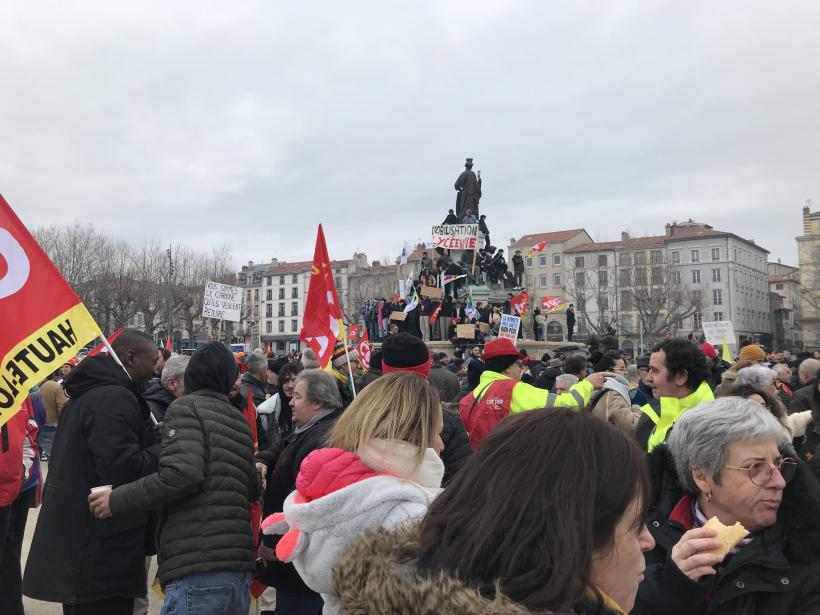 Place du Breuil, manifestation contre la réforme des retraites, mardi 7 mars 2023