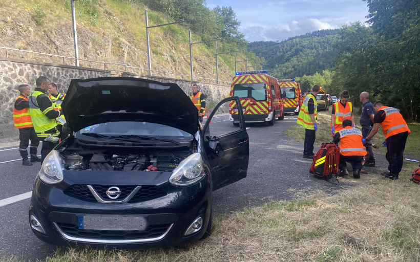La RD 103 est connue pour être une voie rapide et ponctuée de virages dangereux. 