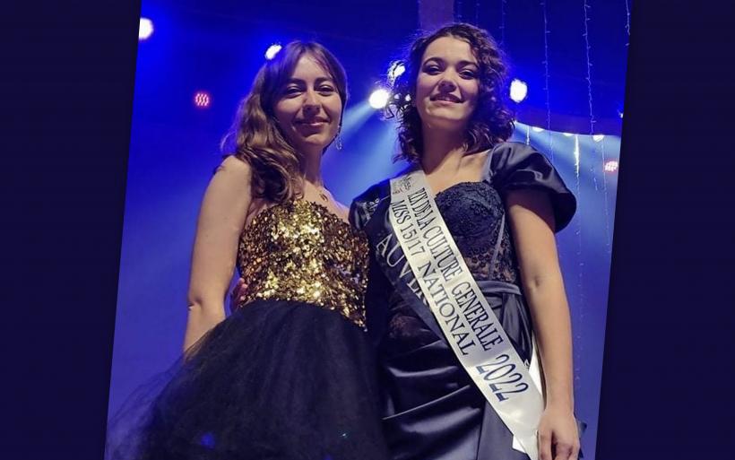 (À droite), la ponote Amalia Lopes décroche le Prix de la Culture Générale.