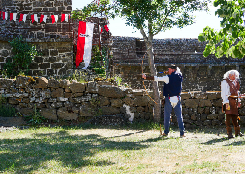 Le tournoi d'archerie médiévale de Polignac en 2022