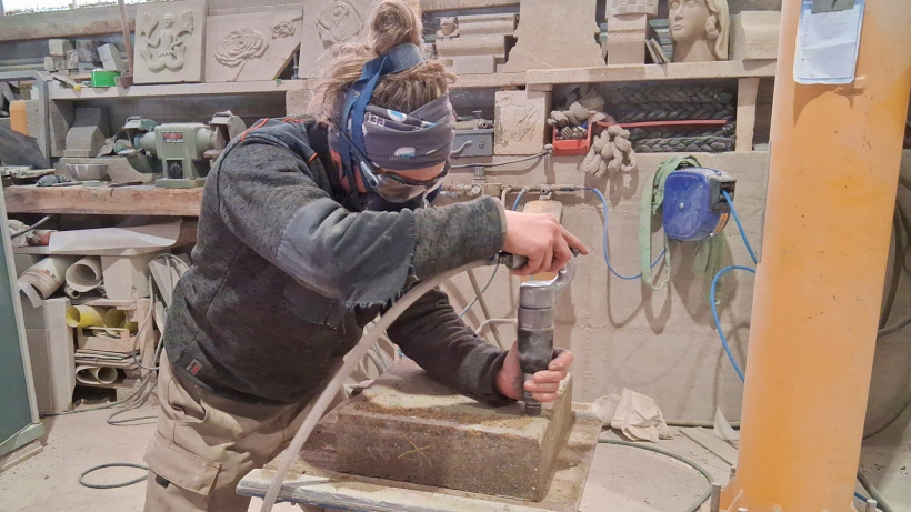 Aurélie Dabrigeon en plein travail