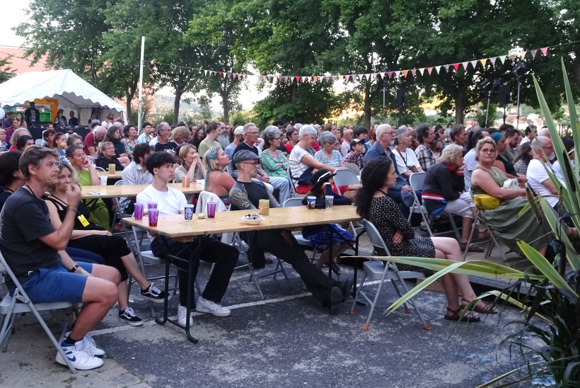 Un public aux milles visages aux Basaltiques. 