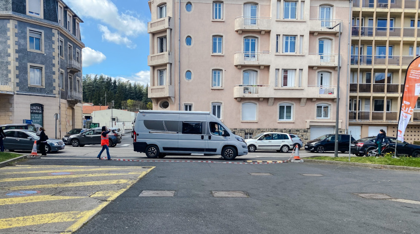 Accès régulé à la station pour éviter les embouteillages 