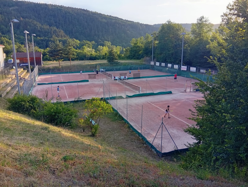 Les cours de tennis de Coubon : rénovation prochaine