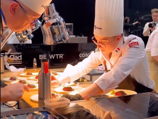 Christophe Quantin et Camille Pigot en plein travail. 