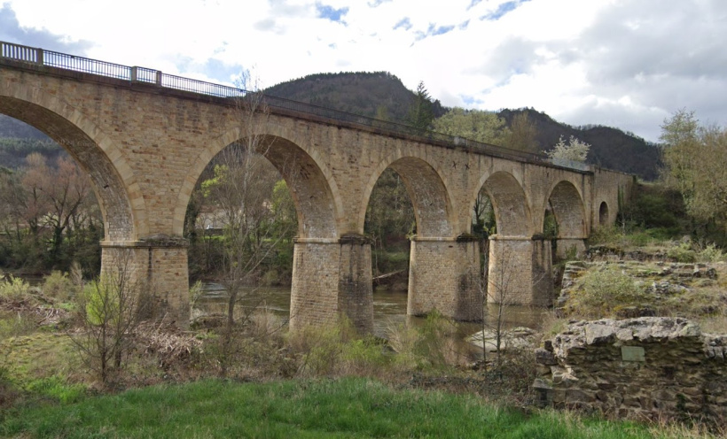Le pont SNCF de la Route du Château où s'amusaient les jeunes. 