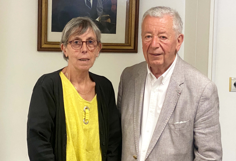 Josiane Mialon et André Chapaveire portent le drapeau du NFP dans la 2è circo Hte-Loire
