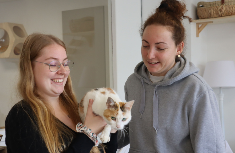 Élisa Magreau-Davy et Mathilde De Mil, rayonnantes entrepreneuses de Lili et Mathou.