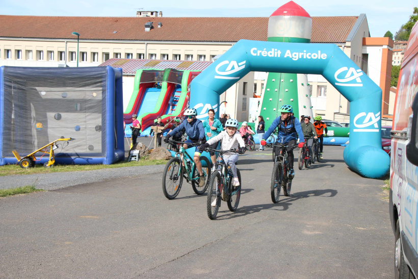 Départ progressif des cyclistes