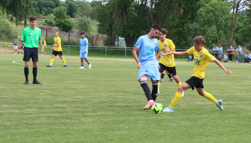 Les arbitres pourront utiliser le carton blanc