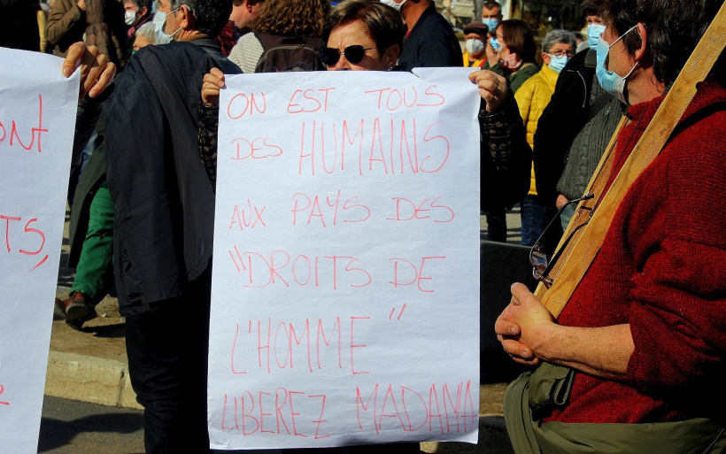 Une affiche lors d'une manifestation pro Madama Diawara.